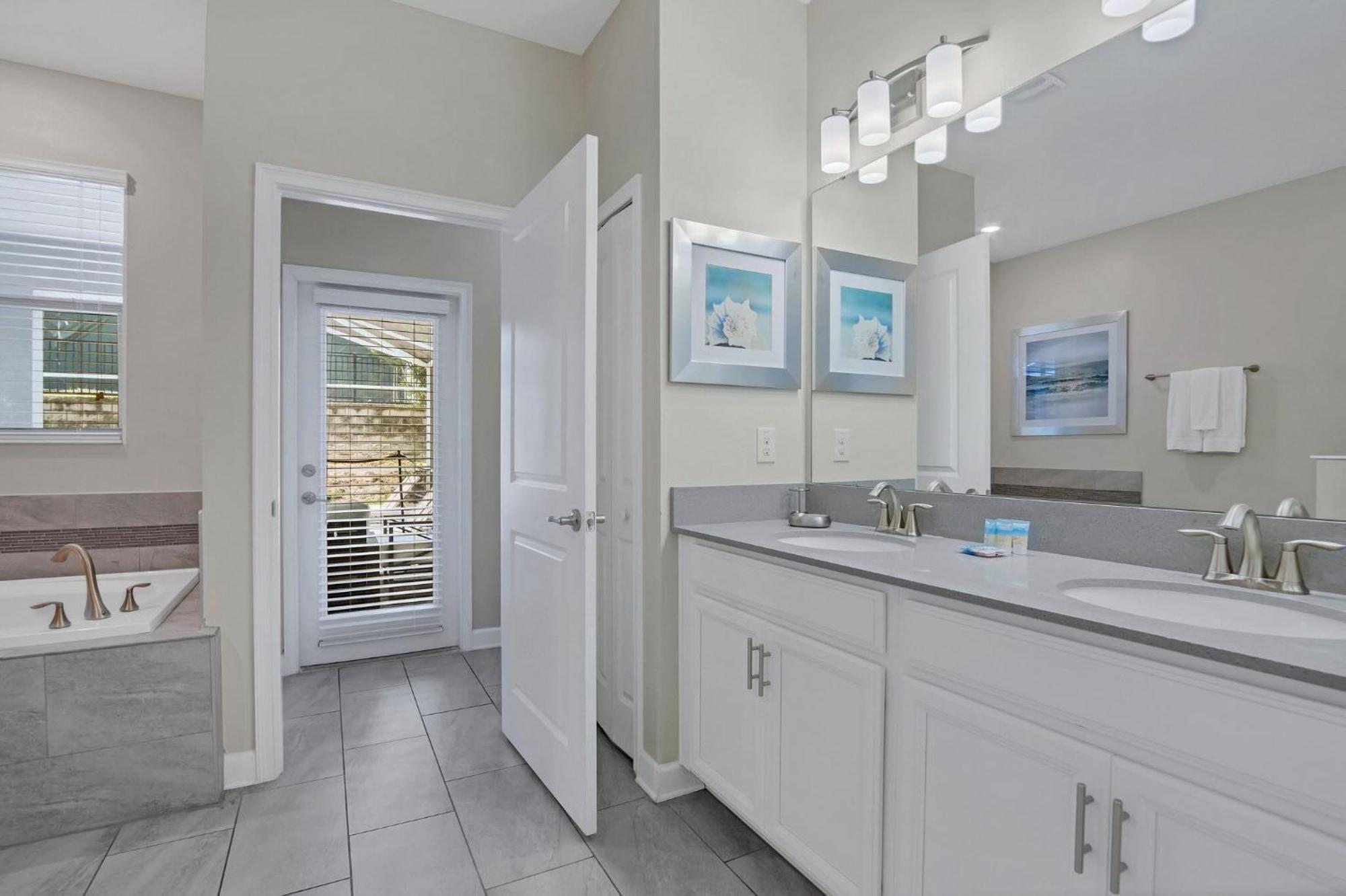 8Br Luxury - Sleeps 22 - Near Disney With Pool & Hot Tub! Davenport Eksteriør billede